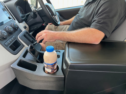 CENTRE CONSOLE FOR TOYOTA HIACE  - Configuration 1